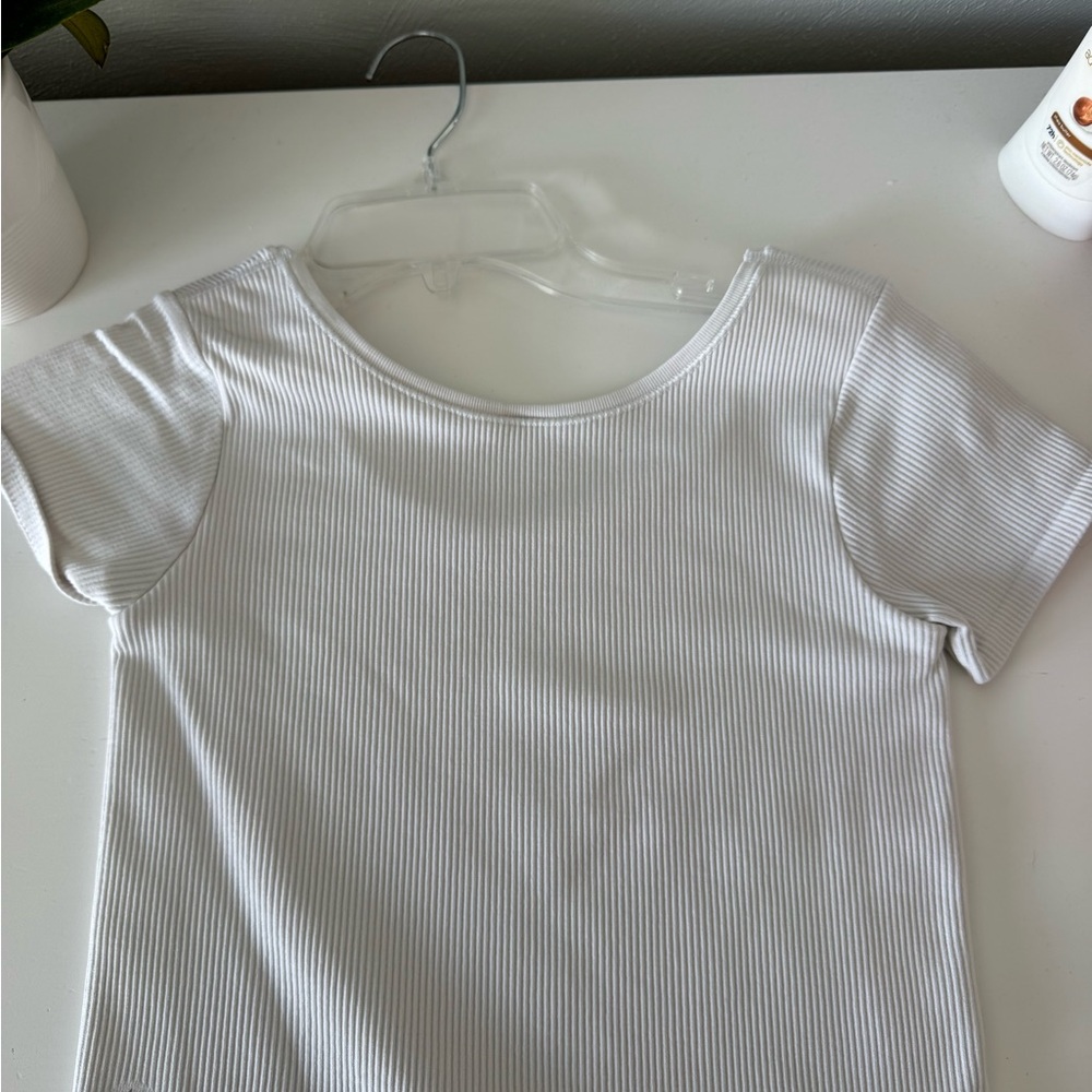 Athleta White Ribbed Crop Top